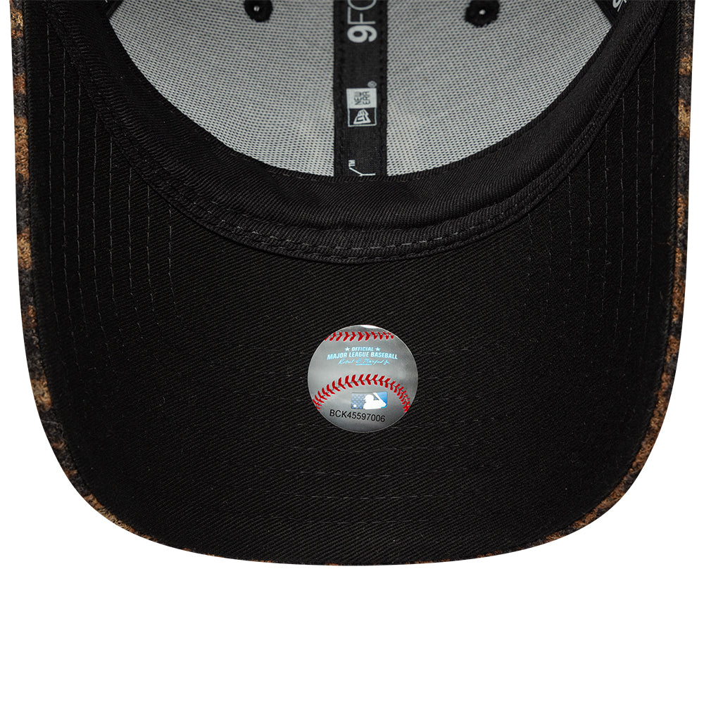 W 9FORTY Cosy Leopard NY Yankees 60915734