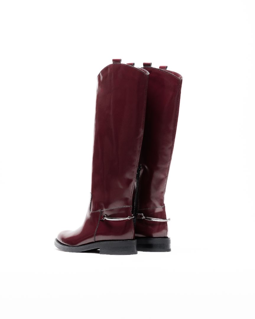 Spur Burgundy Leather