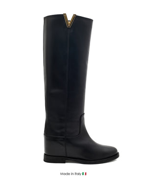 Rebecca Santa Monica Nero